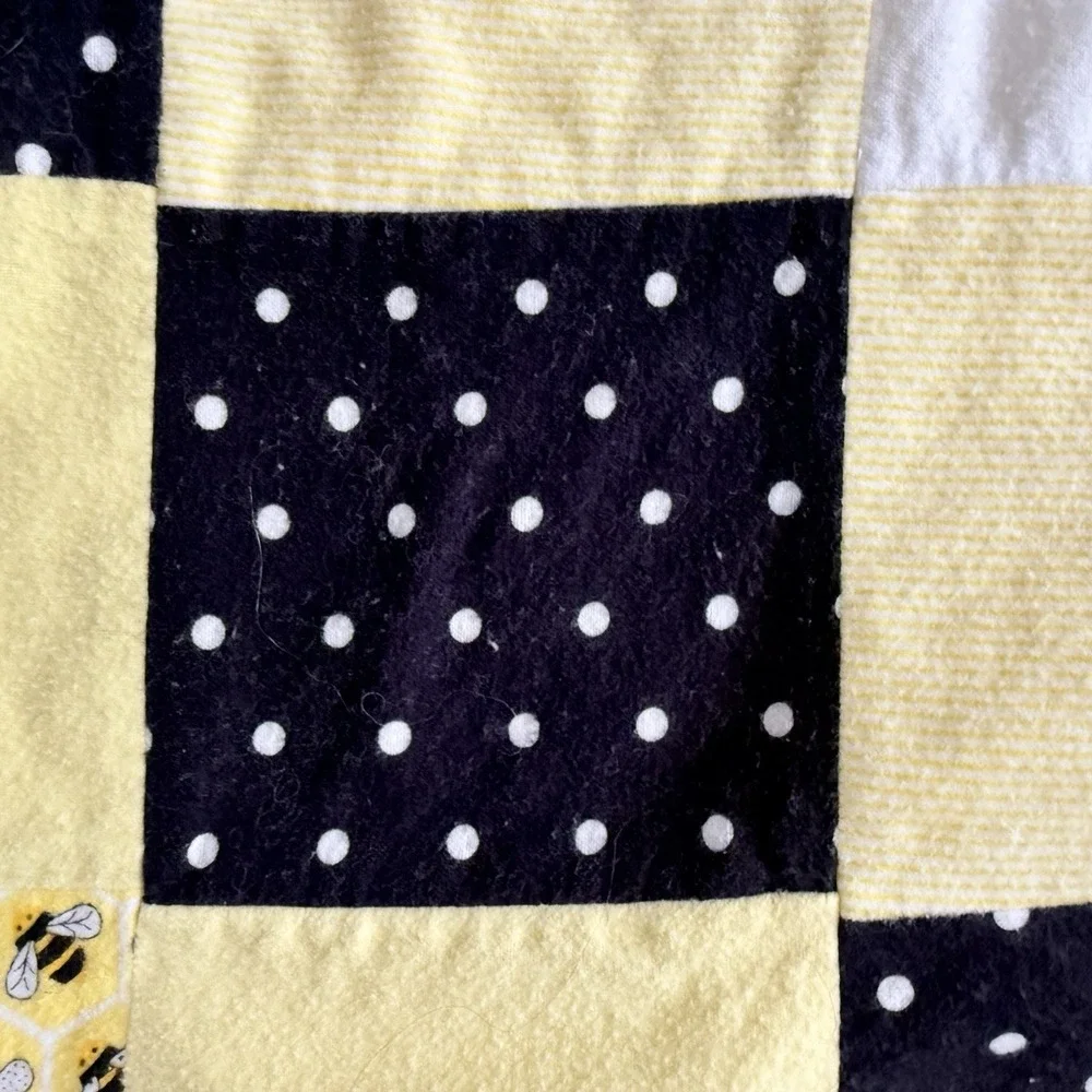 Handmade‎ Bee Baby Quilt Blanket Yellow Black 46x56